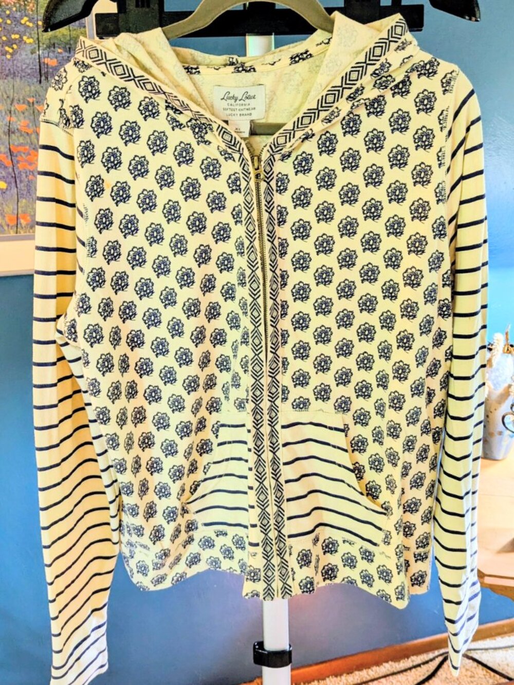 Lucky Brand Lotus Hoodie L/XL Read Info 100% Cotton Pristine! - Picture 5 of 7